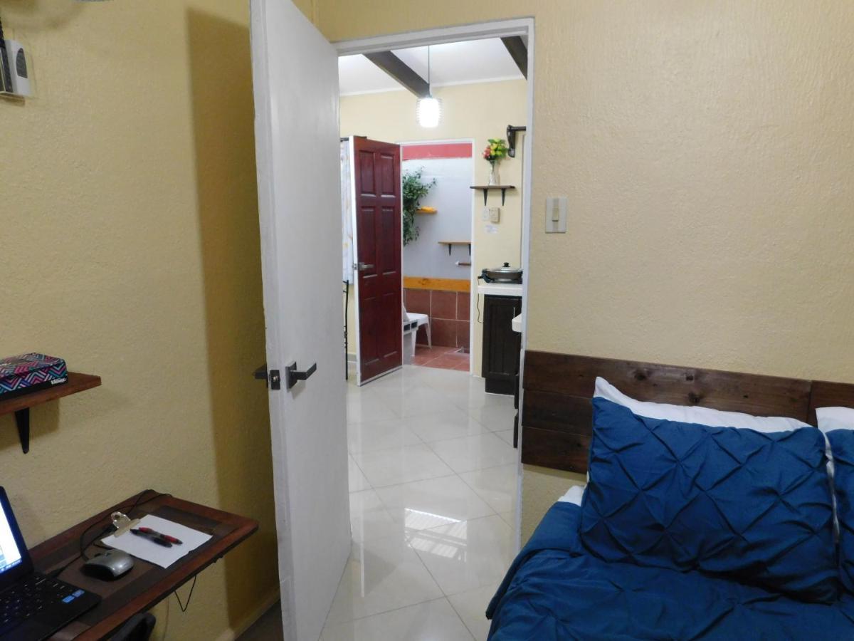 Condo Villa B27 Sleeps Five People - B28 Sleeps Six People - Price Includes Housekeeping Fees Not Taxes - Very Close To The Pool And Beach! Jacó Kültér fotó