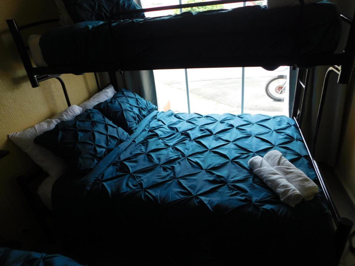Condo Villa B27 Sleeps Five People - B28 Sleeps Six People - Price Includes Housekeeping Fees Not Taxes - Very Close To The Pool And Beach! Jacó Kültér fotó